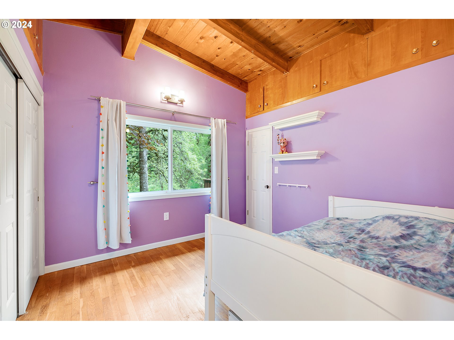 24411 Southwest Stafford Road Tualatin, OR 97062 - Photo 10 of 48 Bedroom