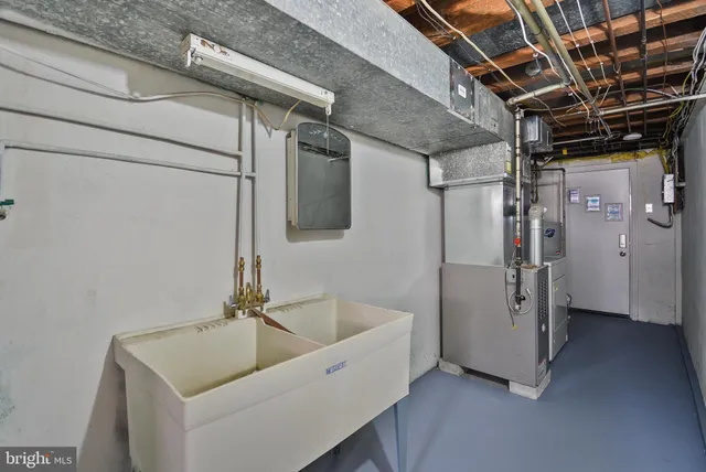 $1,800 | 617 Magnolia Avenue, Glenolden, PA 19036