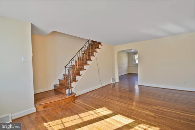 $1,800 | 617 Magnolia Avenue, Glenolden, PA 19036