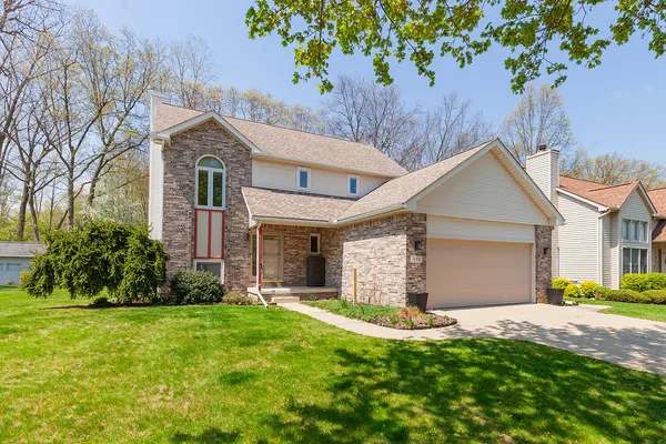 $369,900 | 841 Scarlet Oak Drive, Monroe, MI 48162