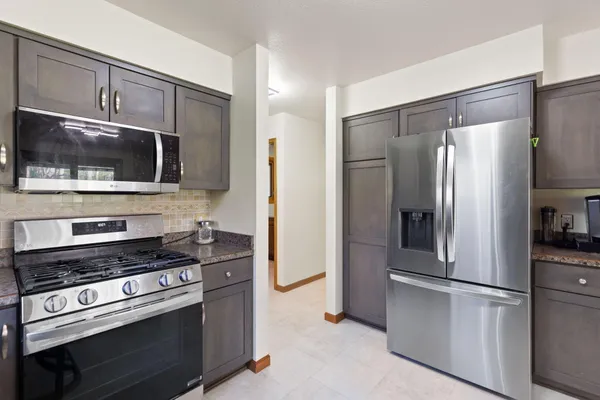 $369,900 | 841 Scarlet Oak Drive, Monroe, MI 48162