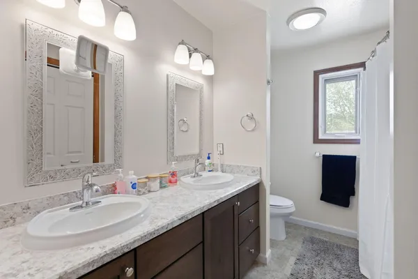 $369,900 | 841 Scarlet Oak Drive, Monroe, MI 48162