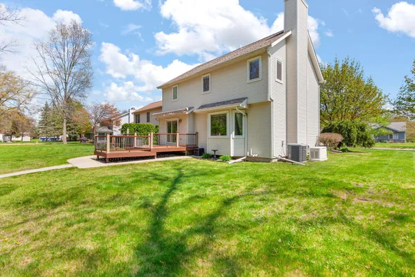$369,900 | 841 Scarlet Oak Drive, Monroe, MI 48162