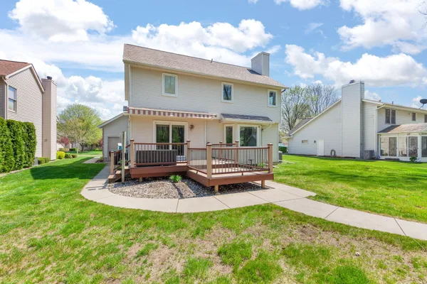 $369,900 | 841 Scarlet Oak Drive, Monroe, MI 48162