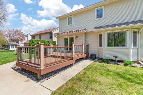 $369,900 | 841 Scarlet Oak Drive, Monroe, MI 48162