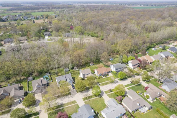 $369,900 | 841 Scarlet Oak Drive, Monroe, MI 48162