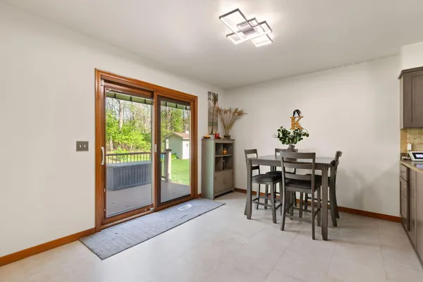 $369,900 | 841 Scarlet Oak Drive, Monroe, MI 48162