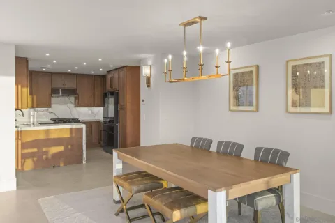 $3,790,000 | 3080 Lloyd Street, San Diego, CA 92117