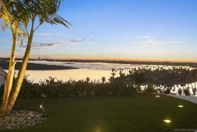 $3,790,000 | 3080 Lloyd Street, San Diego, CA 92117