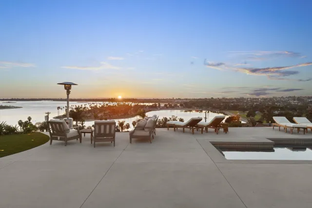 $3,790,000 | 3080 Lloyd Street, San Diego, CA 92117