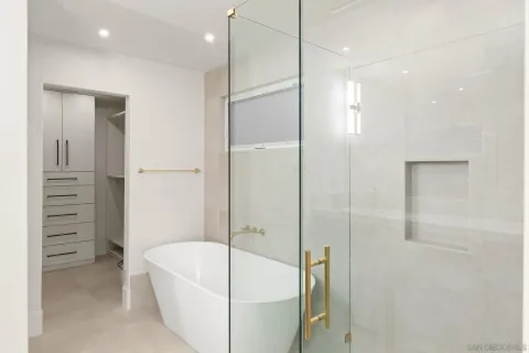 $3,790,000 | 3080 Lloyd Street, San Diego, CA 92117