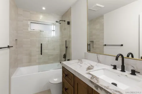 $3,790,000 | 3080 Lloyd Street, San Diego, CA 92117