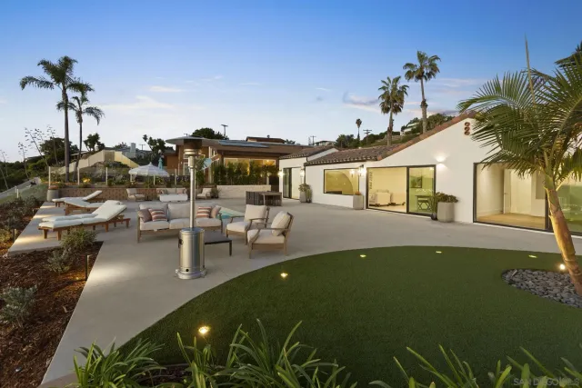 $3,790,000 | 3080 Lloyd Street, San Diego, CA 92117