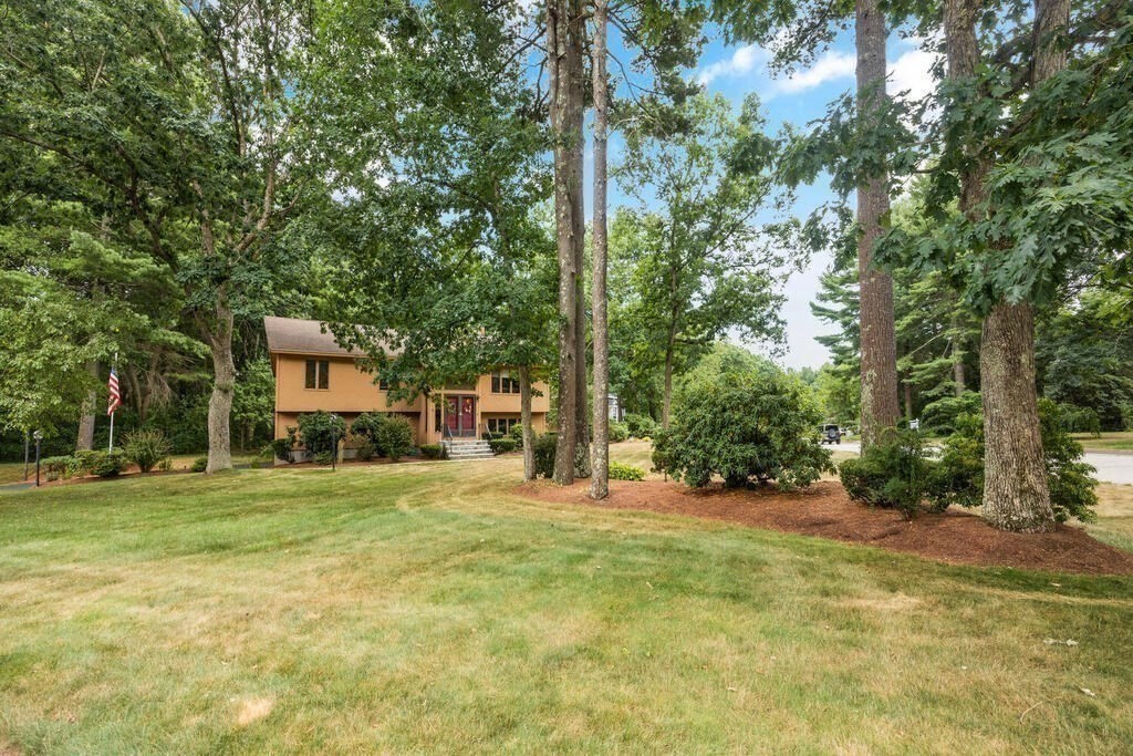 41 Chatham Road Billerica, MA 01821 - Photo 23 of 32