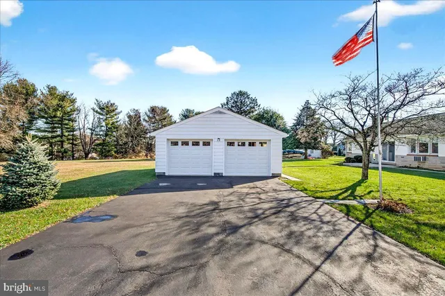 a view of a volley ball court