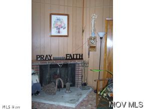 3873 Tariff Road Looneyville, WV 25259 - Photo 5 of 10 Fireplace in family room