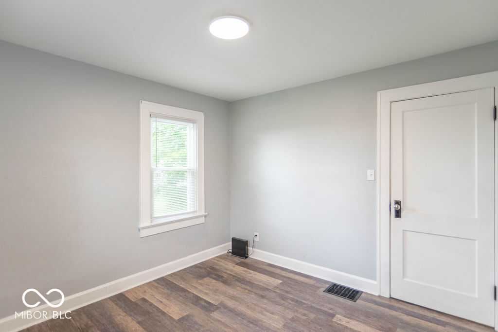 2636 South Hunter Road Indianapolis, IN 46239 - Photo 20 of 38