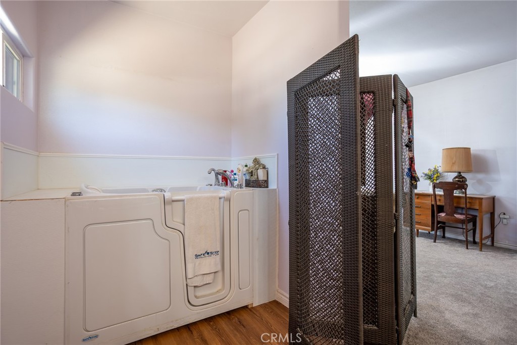 1220 Smoke Tree Road Pinon Hills, CA 92372 - Photo 18 of 46 Master Bedroom Safe Step Tub