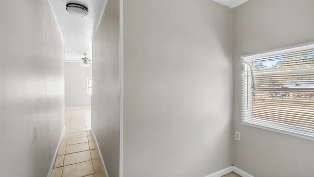 $975 | 905 St Lawrence River Road, Conroe, TX 77316