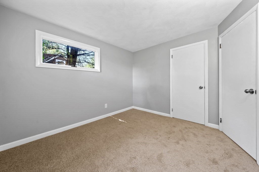 15 Volkmar Road Worcester, MA 01606 - Photo 17 of 36