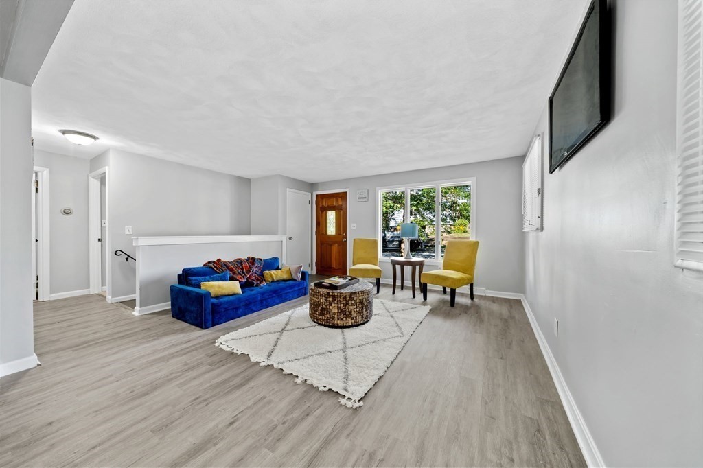 15 Volkmar Road Worcester, MA 01606 - Photo 6 of 36