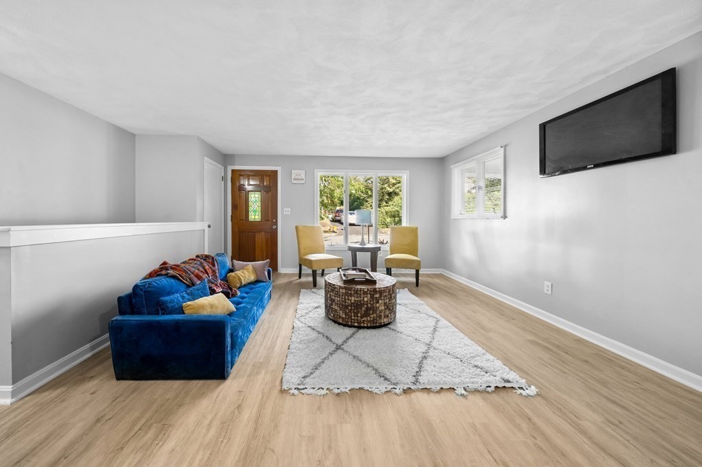 15 Volkmar Road Worcester, MA 01606 - Photo 9 of 36