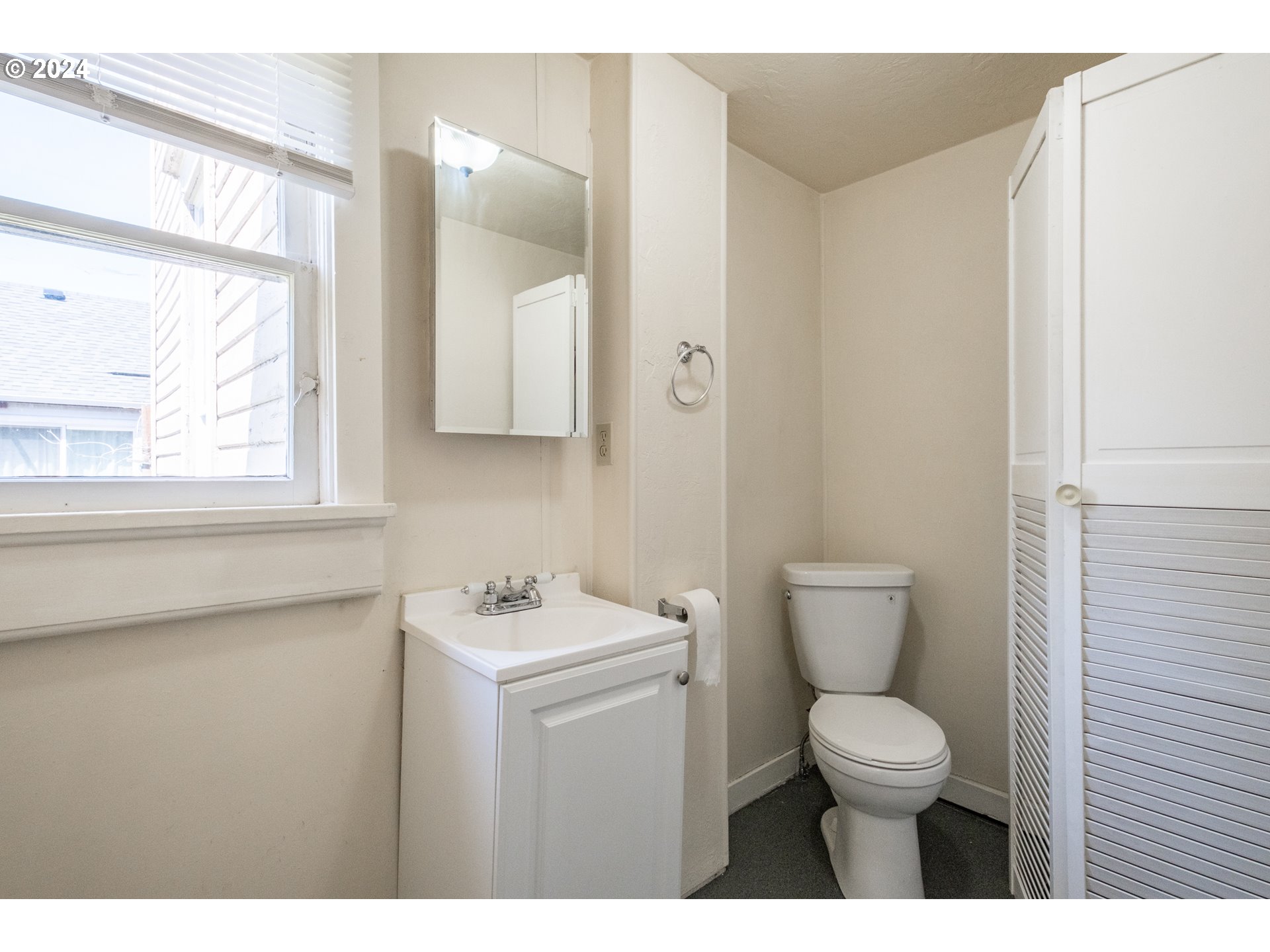 236 Cleveland Street Lebanon, OR 97355 - Photo 15 of 36 Gallery Image 15