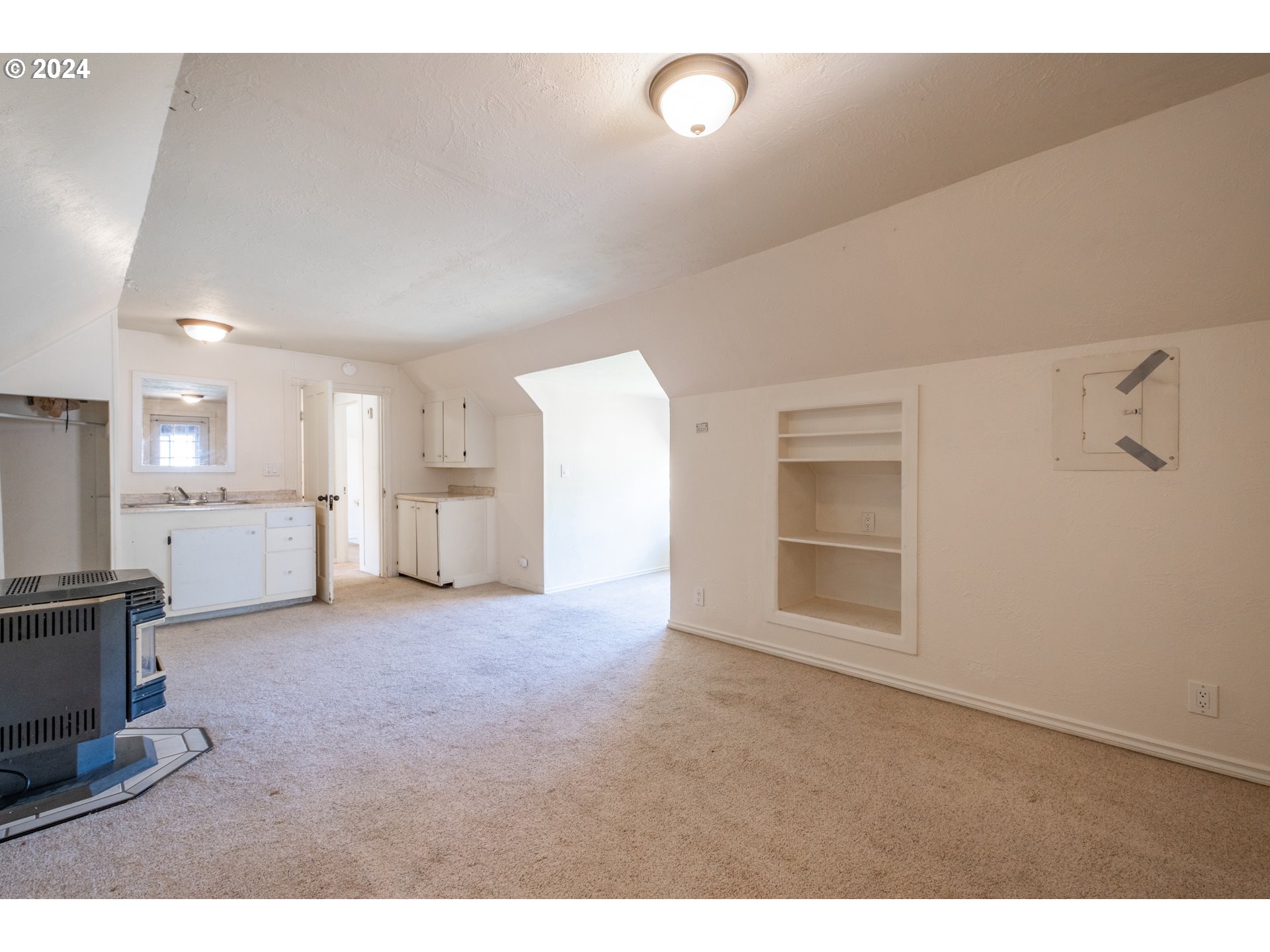 236 Cleveland Street Lebanon, OR 97355 - Photo 28 of 36 Gallery Image 28