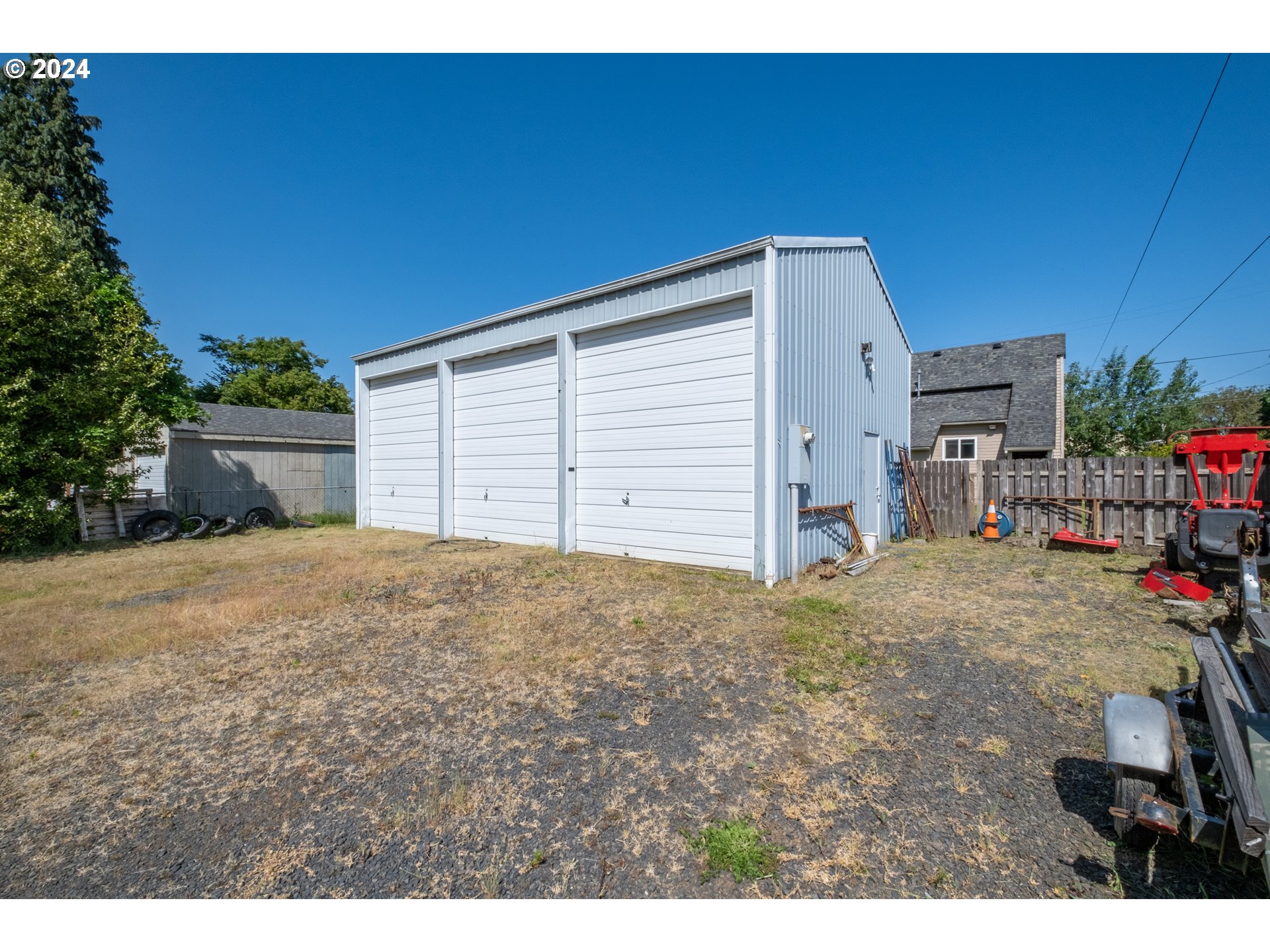 236 Cleveland Street Lebanon, OR 97355 - Photo 32 of 36 Gallery Image 32