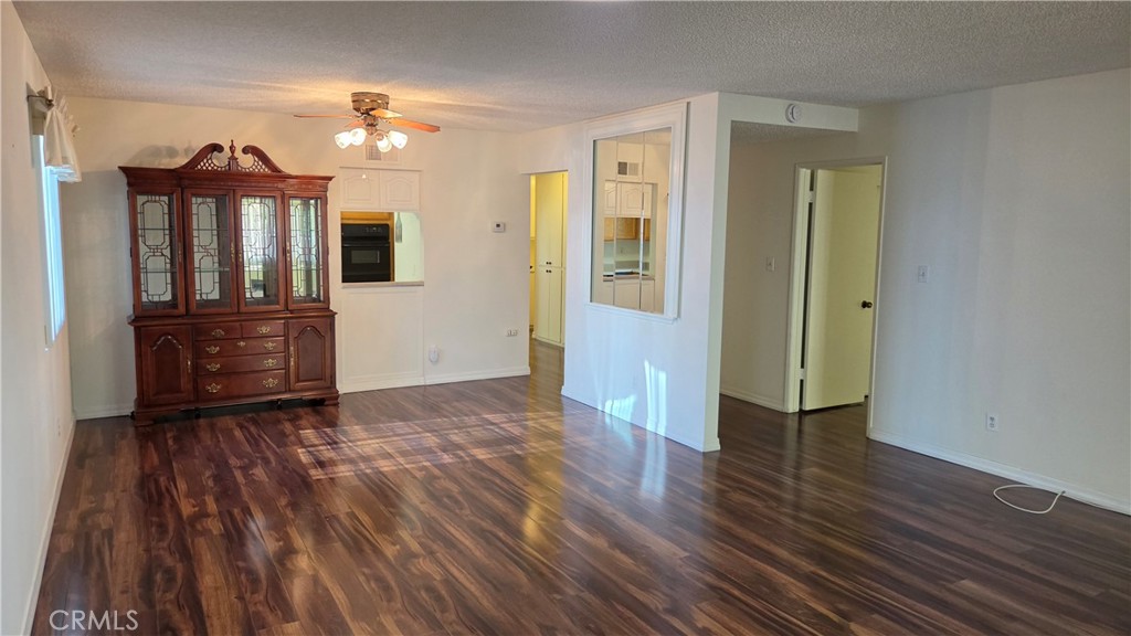 19340 Oak Crossing Road Newhall, CA 91321 - Photo 13 of 28