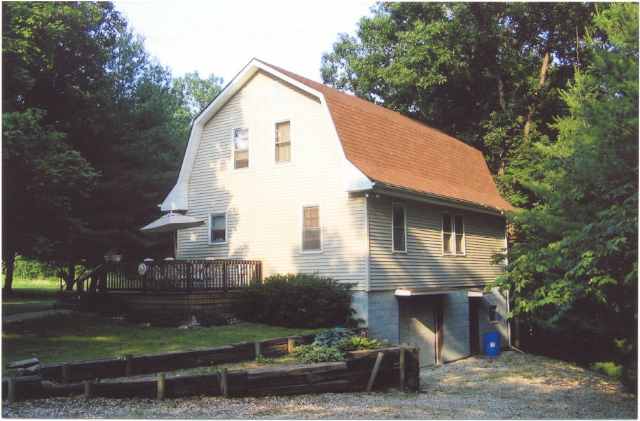 4902 South Cunningham Farmington, IL 61531 - Photo 1 of 9