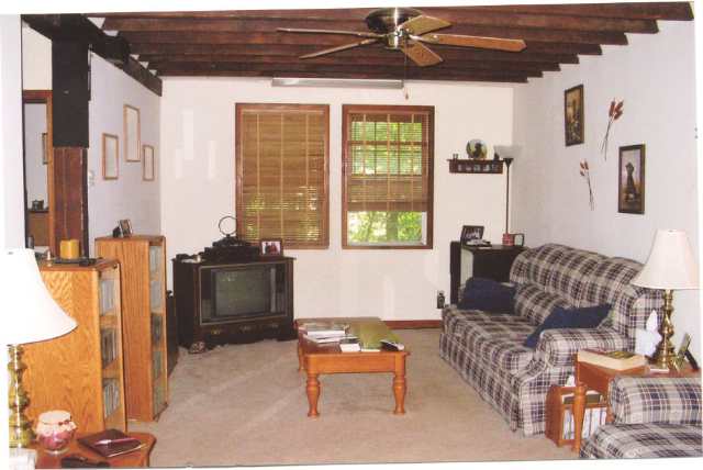 4902 South Cunningham Farmington, IL 61531 - Photo 4 of 9