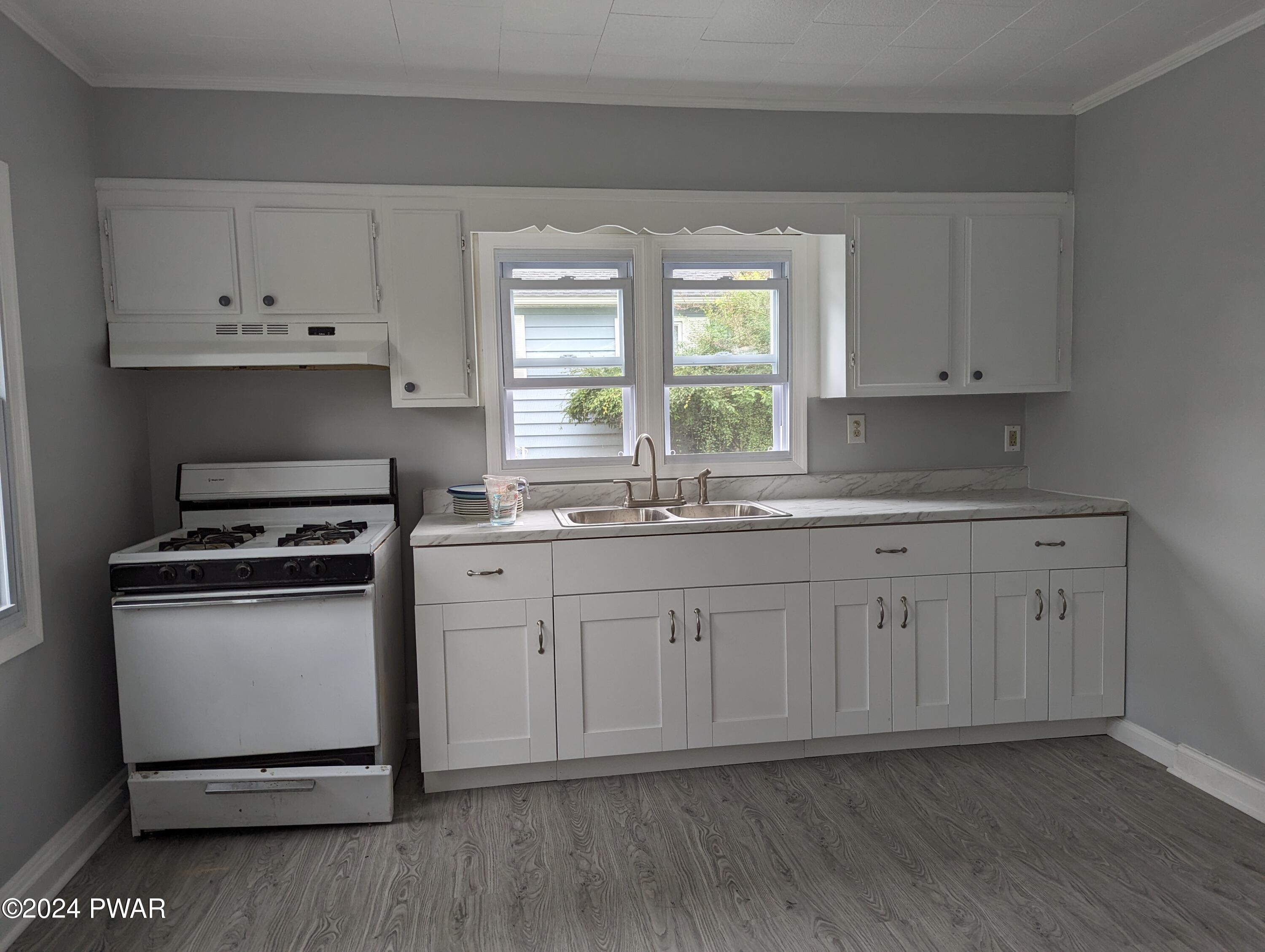 112 River Road, Unit B Matamoras, PA 18336 - Photo 3 of 10