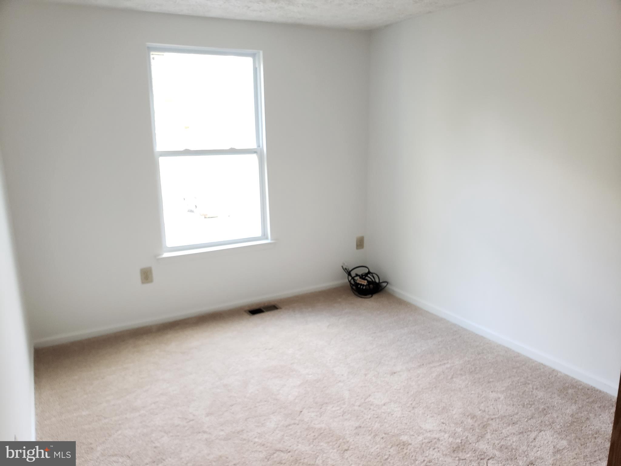 424 Legato Terrace Silver Spring, MD 20901 - Photo 7 of 14 Bedroom 3