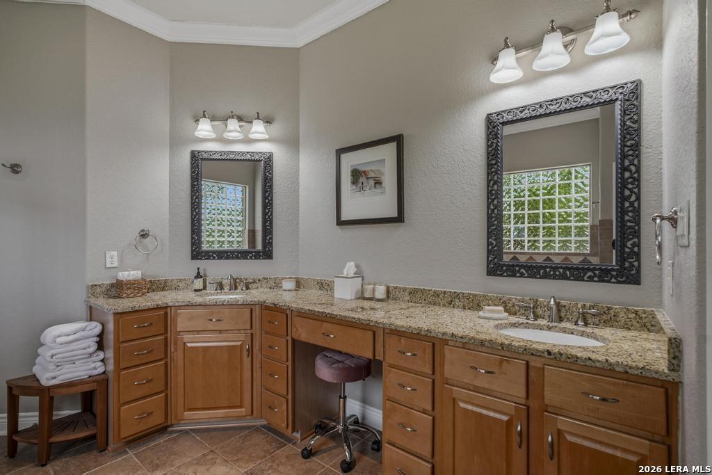 101 Shady Ridge Drive Boerne, TX 78006 - Photo 14 of 35