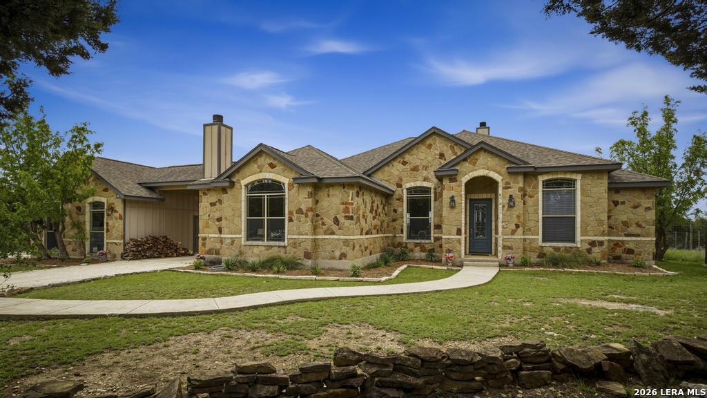 101 Shady Ridge Drive Boerne, TX 78006 - Photo 3 of 35