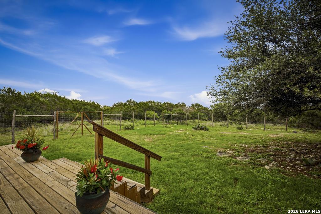 101 Shady Ridge Drive Boerne, TX 78006 - Photo 5 of 35