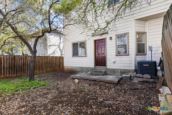 $1,400 | 832 Sagewood Trail, San Marcos, TX 78666