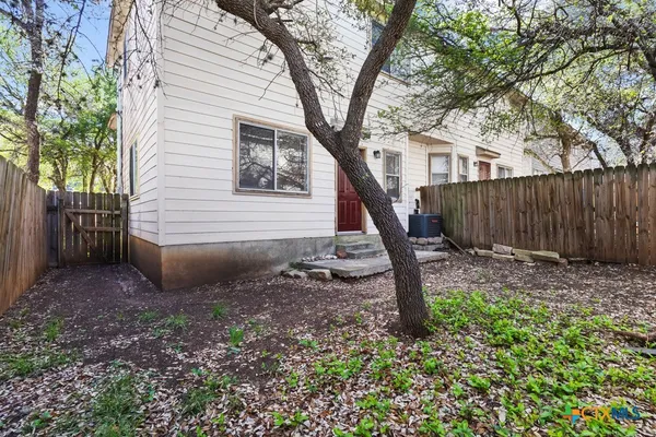 $1,400 | 832 Sagewood Trail, San Marcos, TX 78666