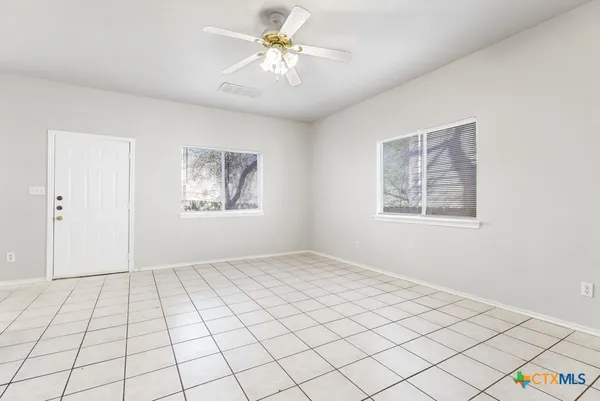 $1,400 | 832 Sagewood Trail, San Marcos, TX 78666