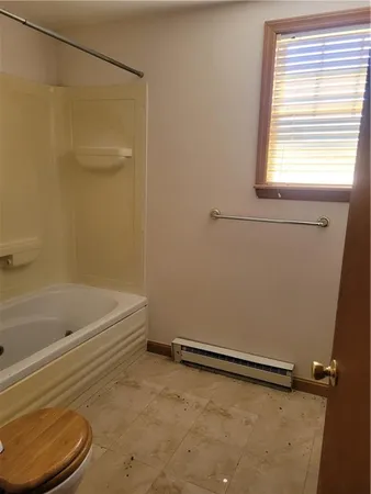 $1,500 | 404 East Beau Street, Unit 1, Washington, PA 15301