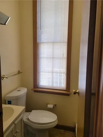 $1,500 | 404 East Beau Street, Unit 1, Washington, PA 15301