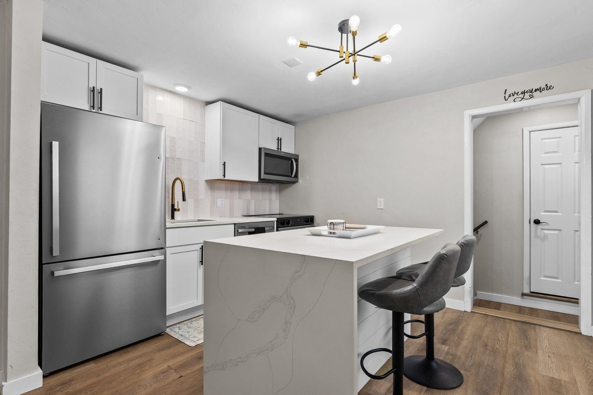 2007 South Gladys Avenue Appleton, WI 54915 - Photo 14 of 38