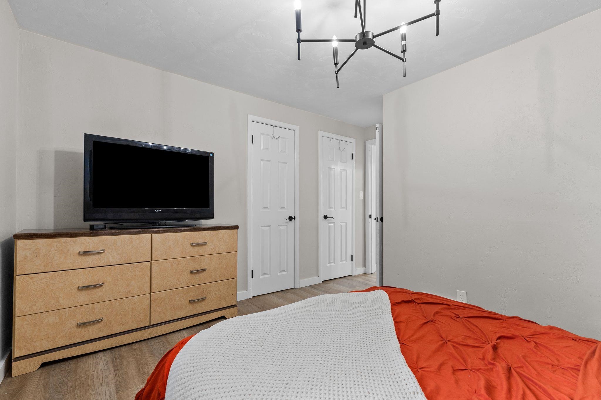 2007 South Gladys Avenue Appleton, WI 54915 - Photo 18 of 38