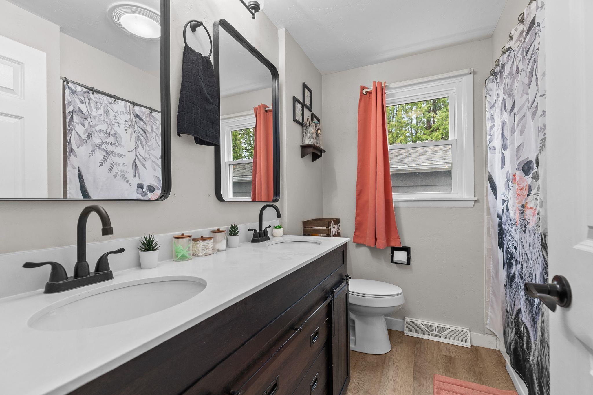 2007 South Gladys Avenue Appleton, WI 54915 - Photo 19 of 38