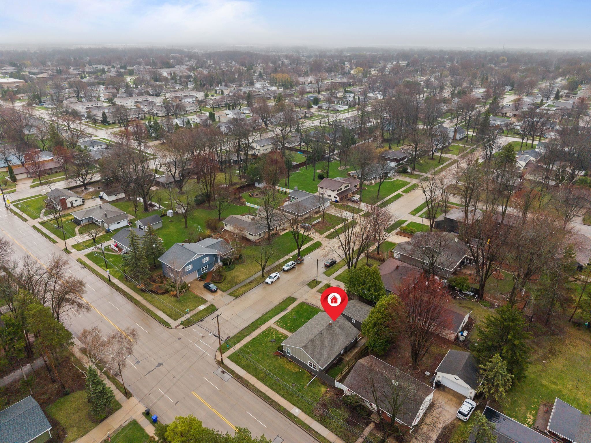 2007 South Gladys Avenue Appleton, WI 54915 - Photo 37 of 38