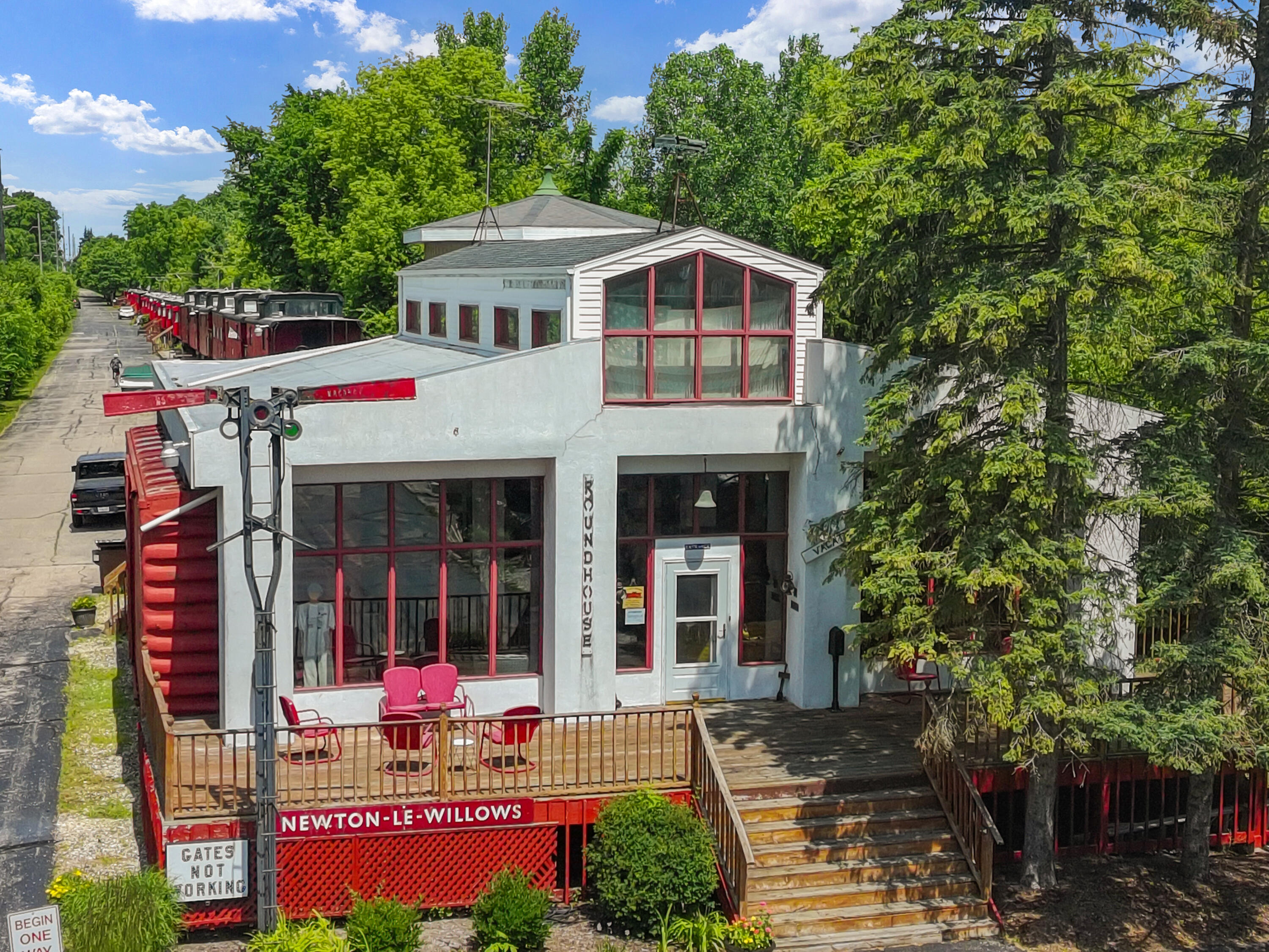 301 East Townline Road Lake Geneva, WI 53147 - Photo 2 of 11 Club house