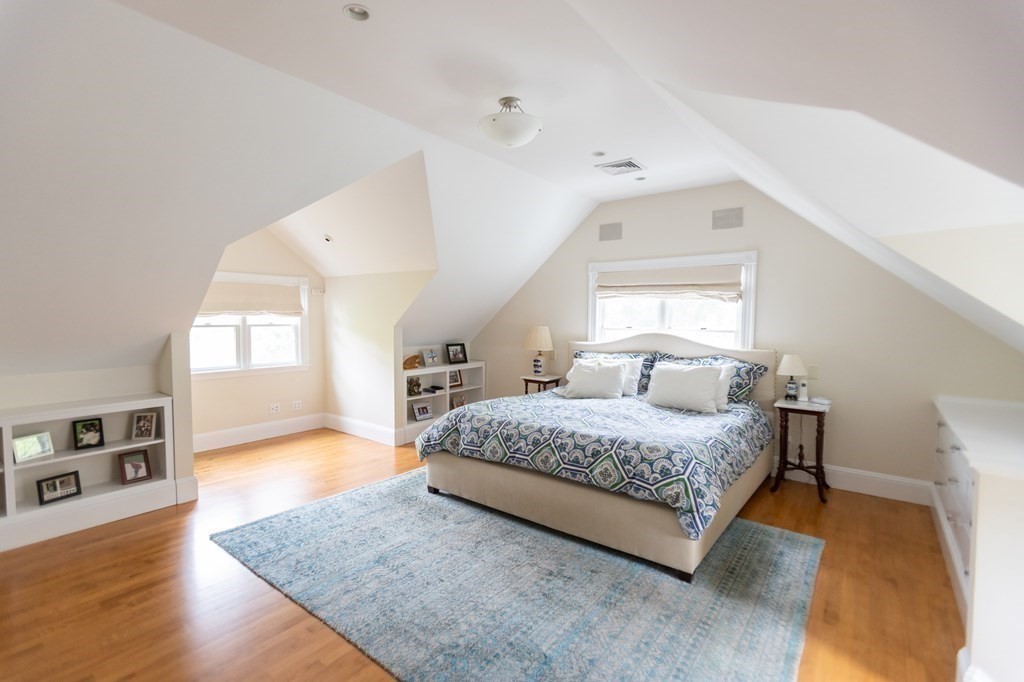 9 Hunting Street Wellesley, MA 02481 - Photo 15 of 25 Gallery Image 15
