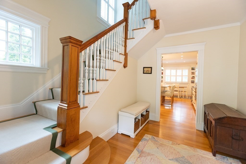 9 Hunting Street Wellesley, MA 02481 - Photo 4 of 25 Gallery Image 4