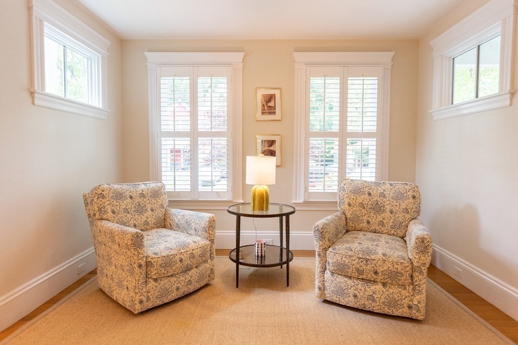 9 Hunting Street Wellesley, MA 02481 - Photo 6 of 25 Gallery Image 6